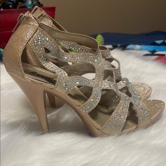 Women's Glitter Sandals - Gold - Picture 2 of 6
